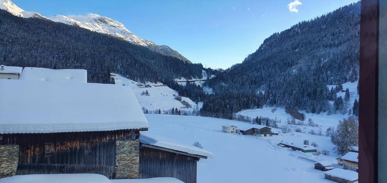 B&B Piz D'Err Tinzen Exteriér fotografie