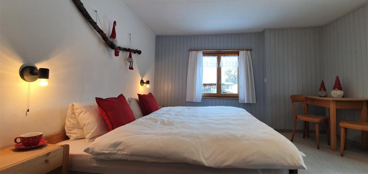 B&B Piz D'Err Tinzen Exteriér fotografie